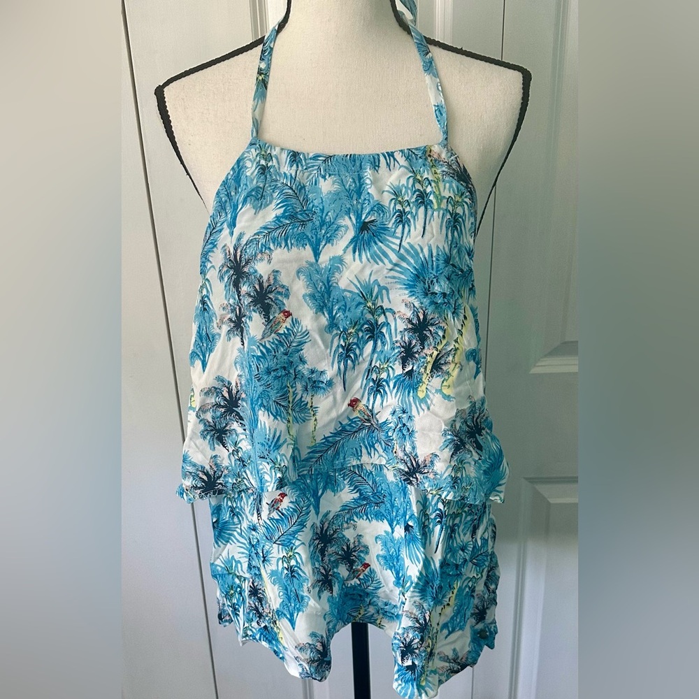 DESIGNED BY ROXY!!! NWT X-Large TROPICAL BLUE AND WHITE HALTER TOP.